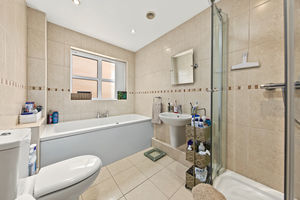 Delves Close Walton